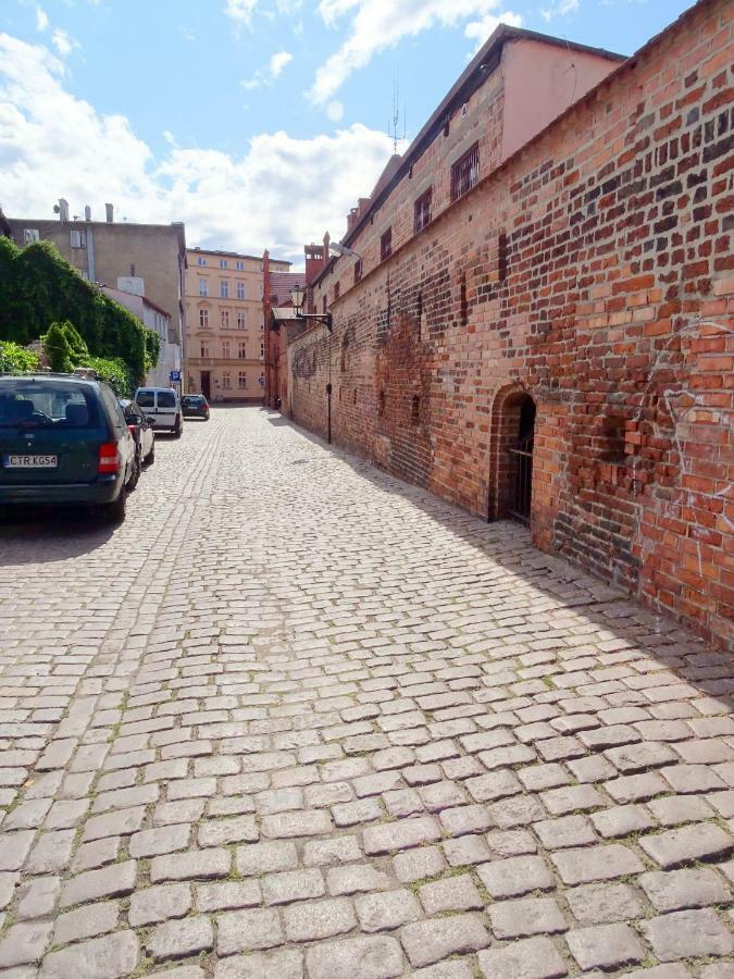 Mur 4 - Apartament z ogródkiem. Stary Toruń Zewnętrze zdjęcie